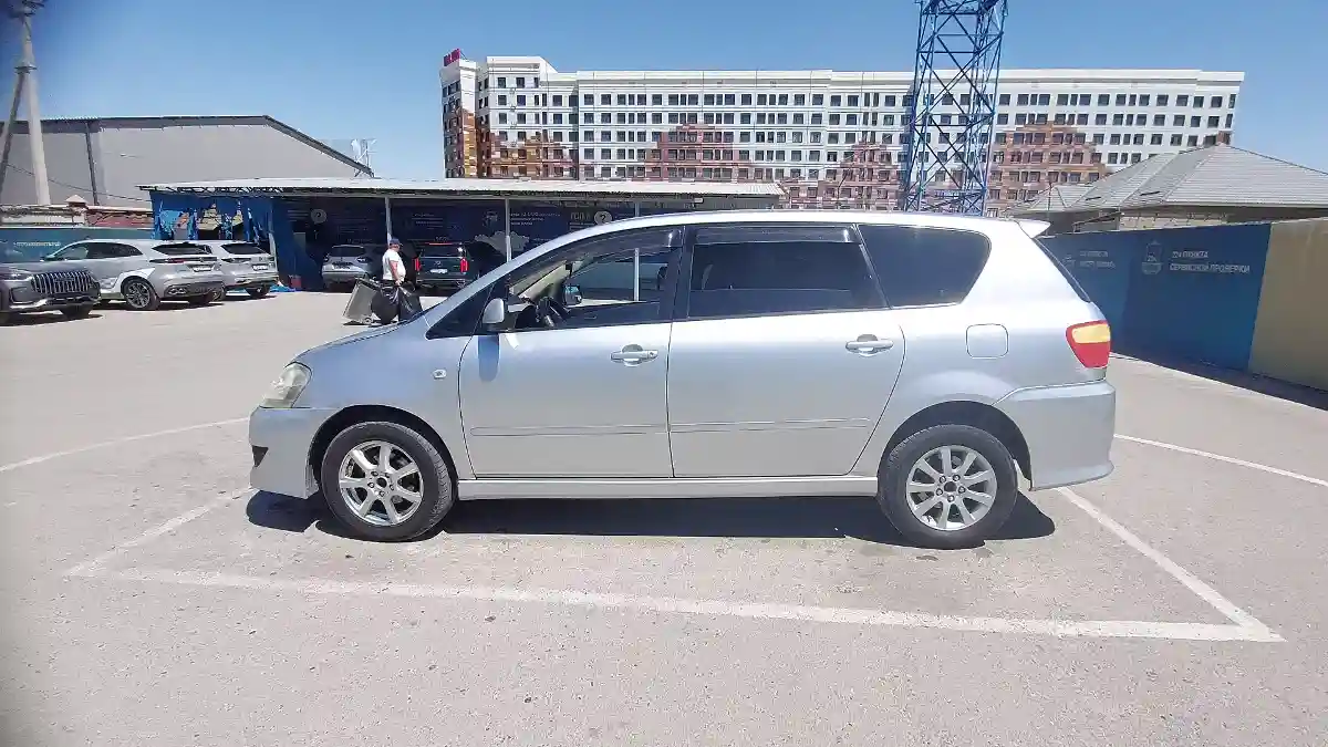 Toyota Ipsum 2005 года за 5 500 000 тг. в Шымкент