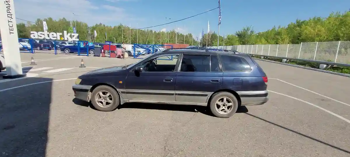 Toyota Caldina 1996 года за 2 000 000 тг. в Усть-Каменогорск