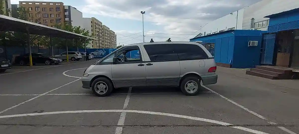 Toyota Estima 1993 года за 2 000 000 тг. в Алматы