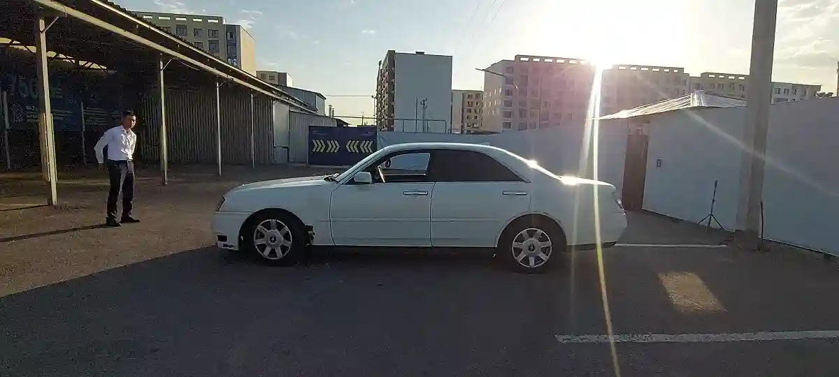 Nissan Gloria 2000 года за 2 300 000 тг. в Алматы