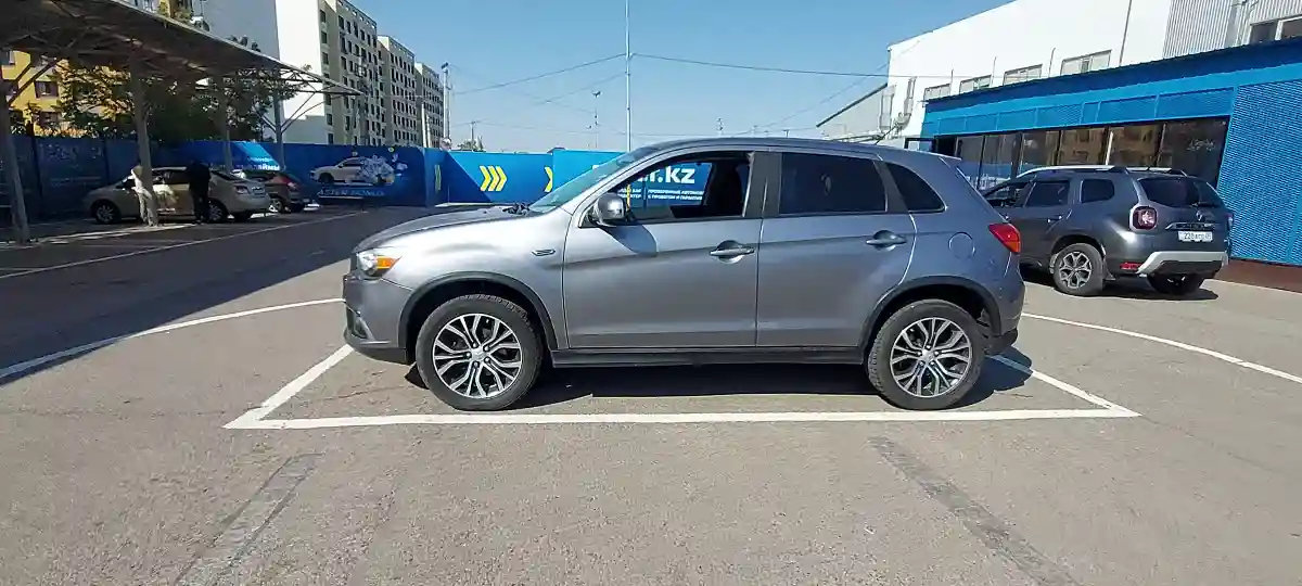 Mitsubishi Outlander 2016 года за 8 000 000 тг. в Алматы