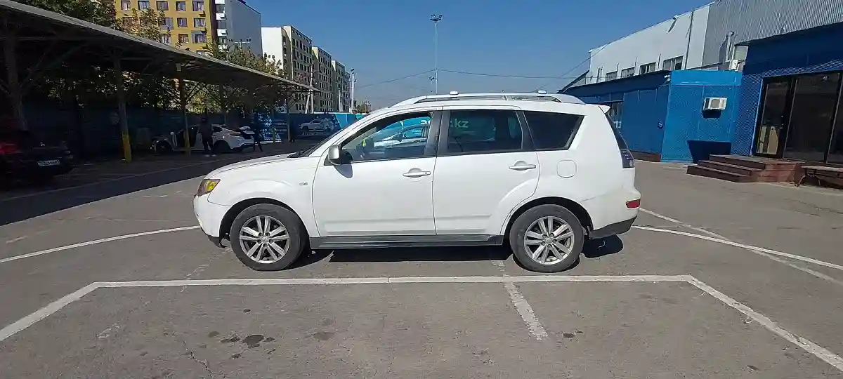 Mitsubishi Outlander 2009 года за 4 000 000 тг. в Алматы