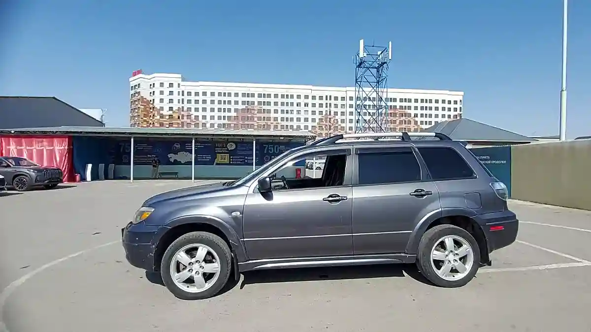 Mitsubishi Outlander 2006 года за 4 000 000 тг. в Шымкент