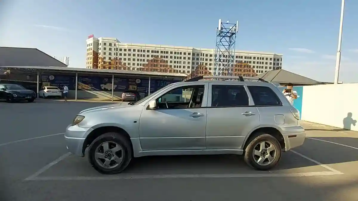 Mitsubishi Outlander 2003 года за 4 000 000 тг. в Шымкент