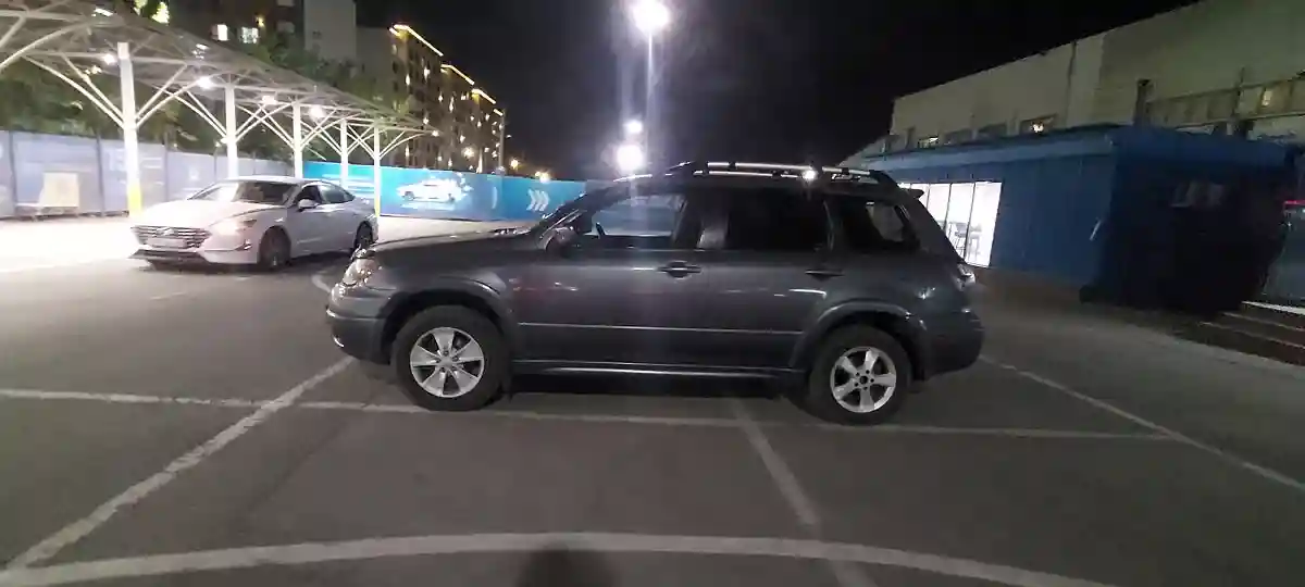 Mitsubishi Outlander 2005 года за 4 000 000 тг. в Алматы