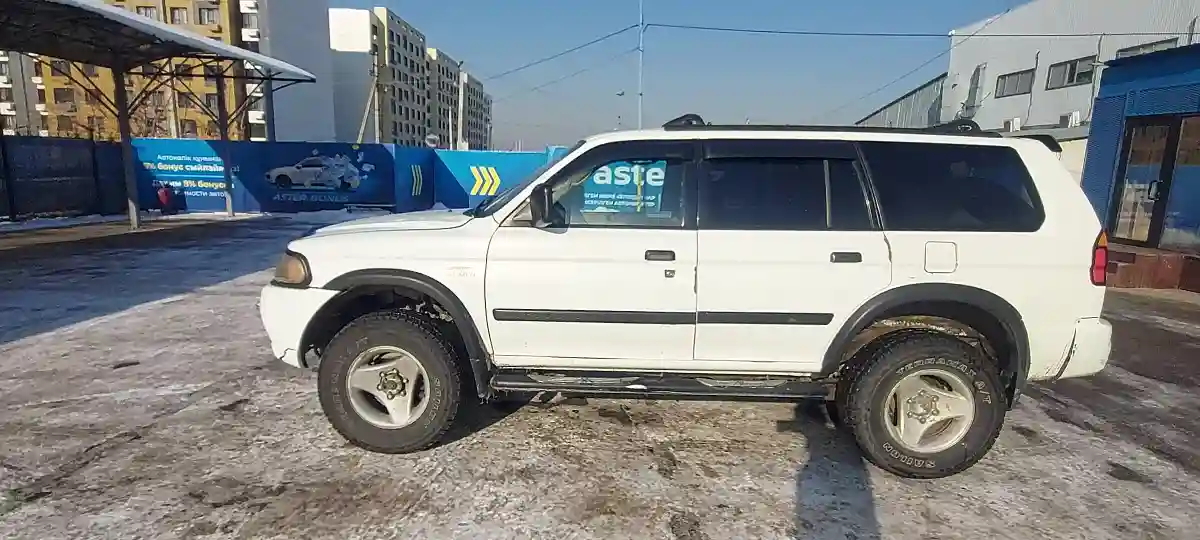 Mitsubishi Montero Sport 2000 года за 3 000 000 тг. в Алматы