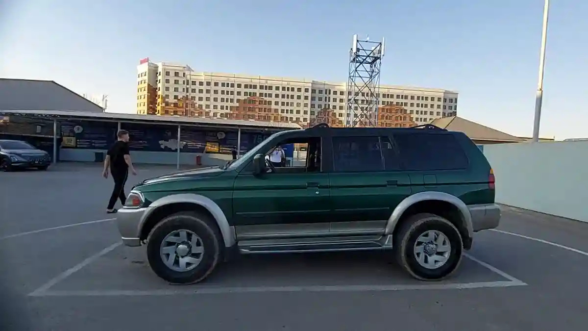 Mitsubishi Montero Sport 2000 года за 5 200 000 тг. в Шымкент