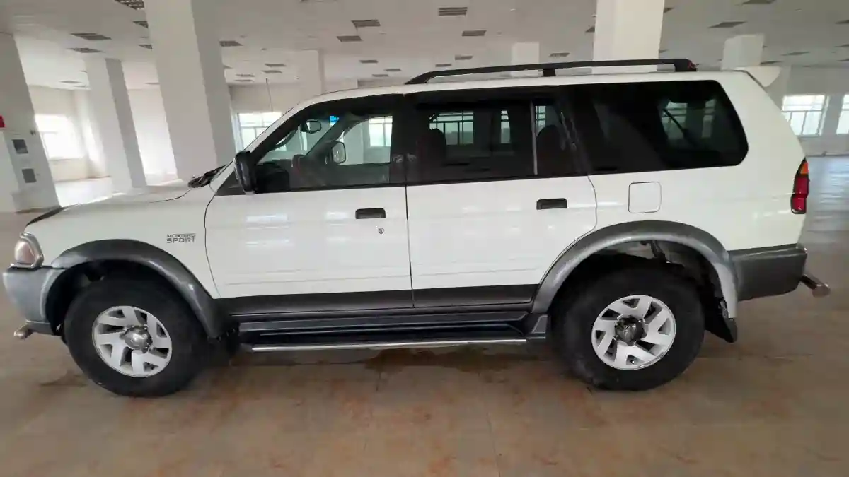 Mitsubishi Montero Sport 2000 года за 2 840 000 тг. в Актобе