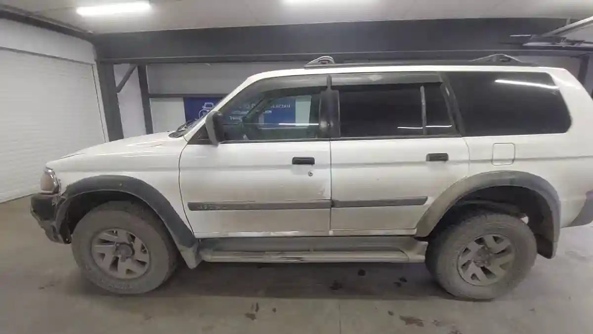Mitsubishi Montero Sport 2000 года за 2 500 000 тг. в Астана