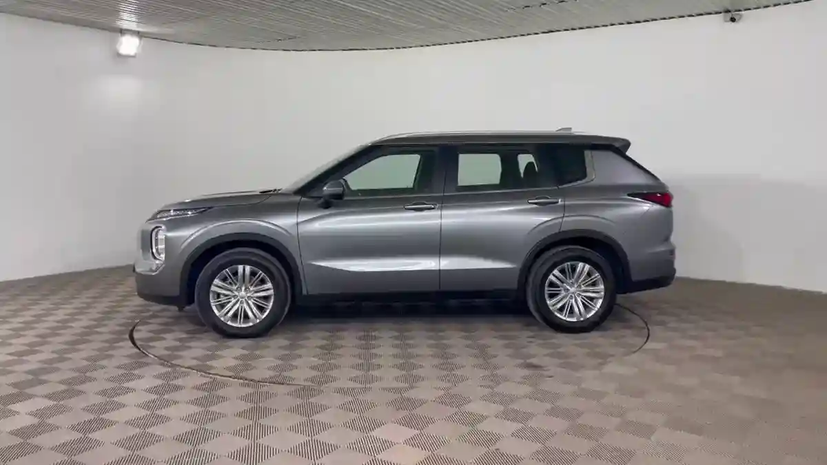 Mitsubishi Outlander 2022 года за 16 843 000 тг. в Шымкент
