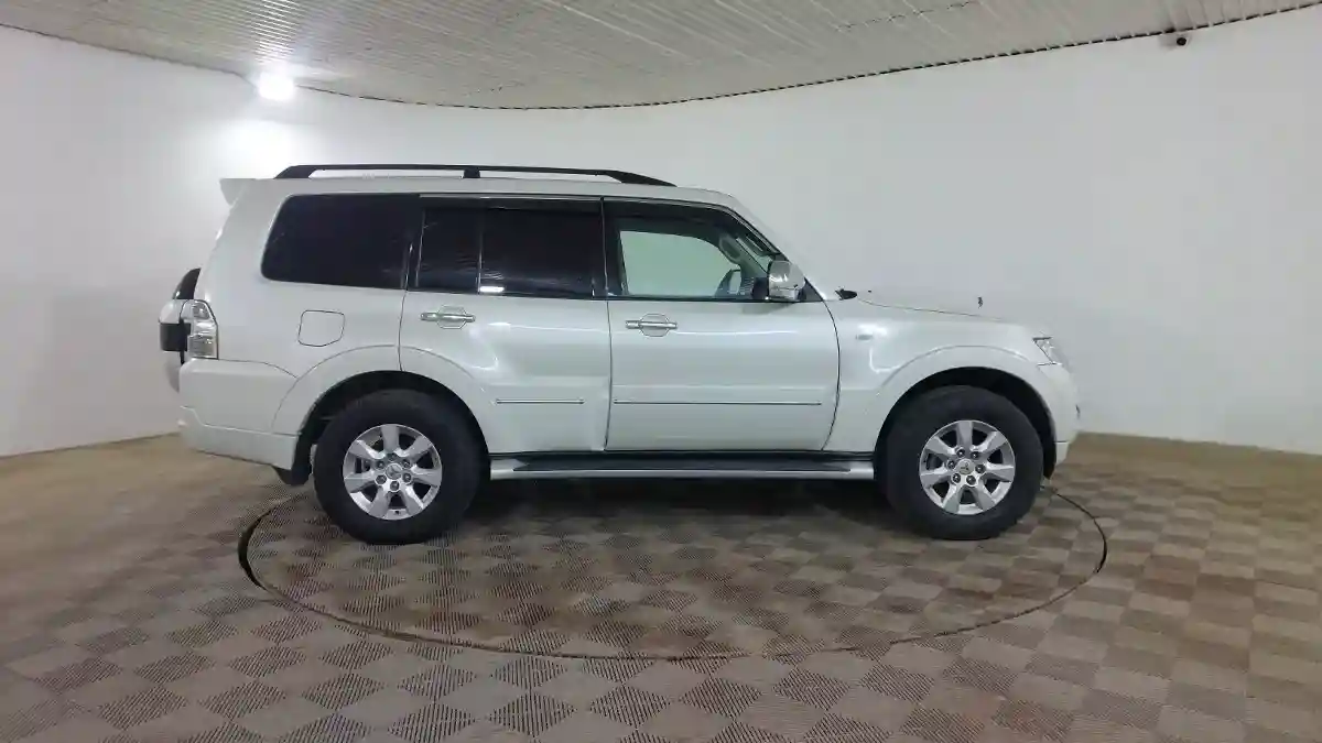 Mitsubishi Pajero 2019 года за 12 990 000 тг. в Шымкент