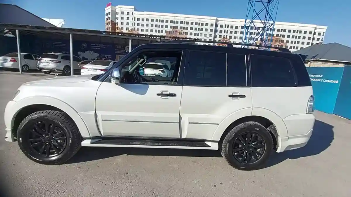 Mitsubishi Pajero 2020 года за 20 000 000 тг. в Шымкент