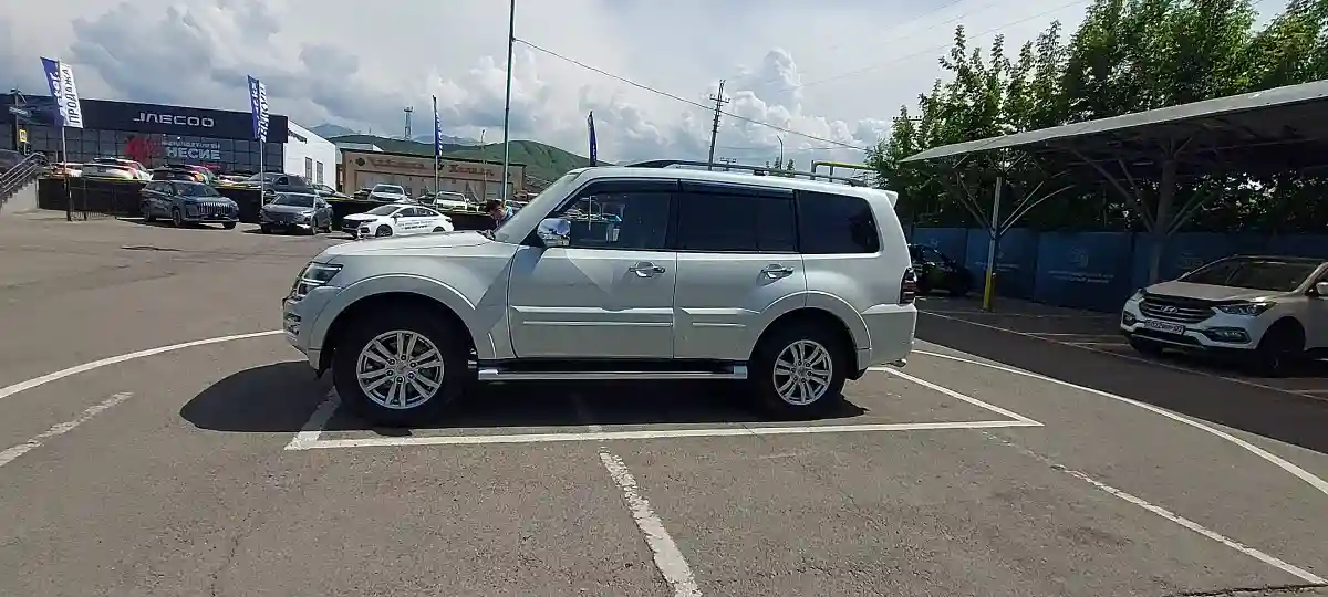 Mitsubishi Pajero 2020 года за 18 700 000 тг. в Алматы