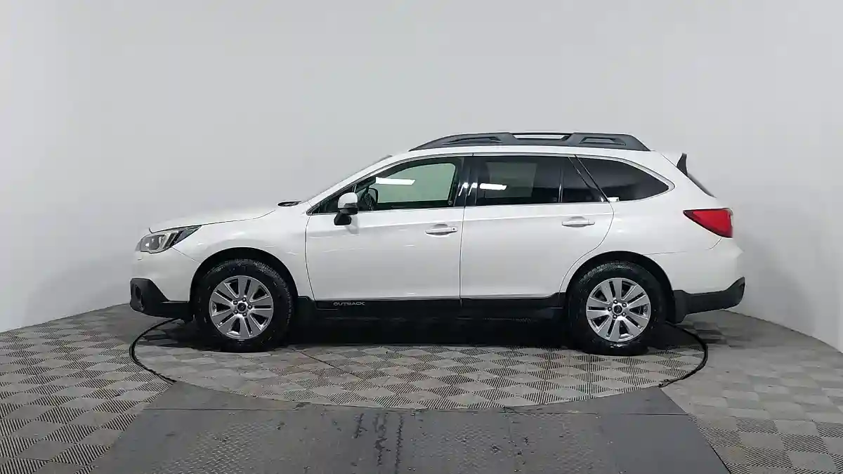 Subaru Outback 2015 года за 9 990 000 тг. в Астана