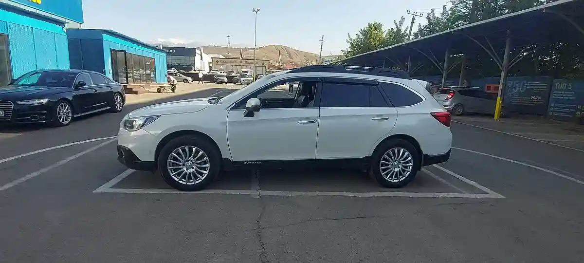 Subaru Outback 2015 года за 12 300 000 тг. в Алматы
