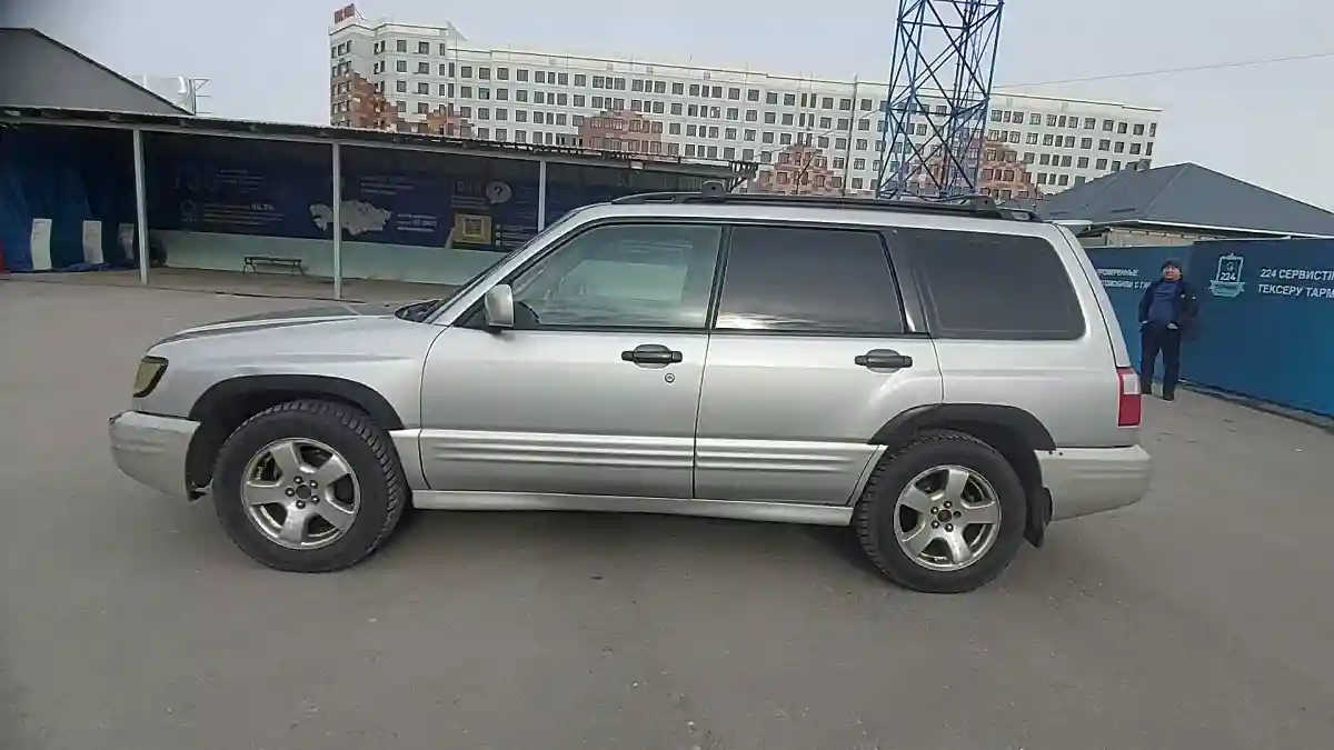 Subaru Forester 2001 года за 3 000 000 тг. в Шымкент