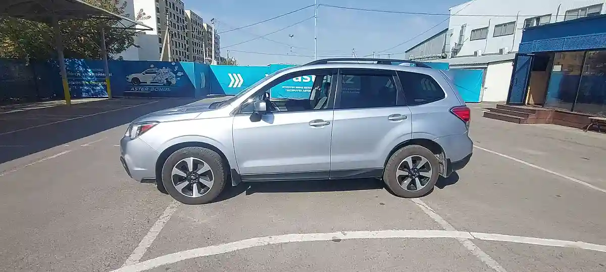 Subaru Forester 2017 года за 9 700 000 тг. в Алматы