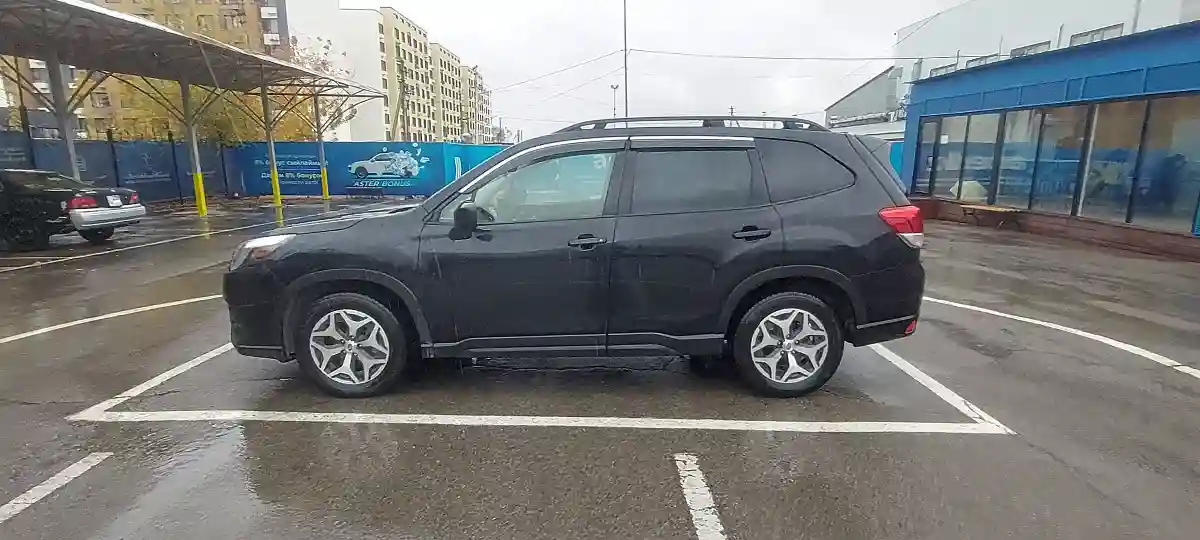 Subaru Forester 2022 года за 14 500 000 тг. в Алматы