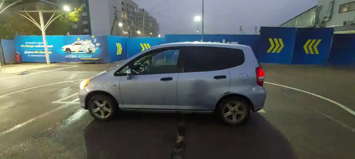 Honda Jazz 2004 года за 2 500 000 тг. в Алматы