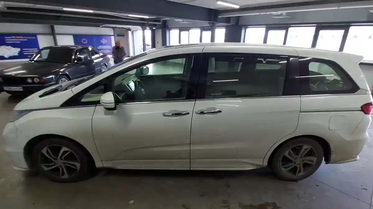 Honda Odyssey 2016 года за 9 000 000 тг. в Астана