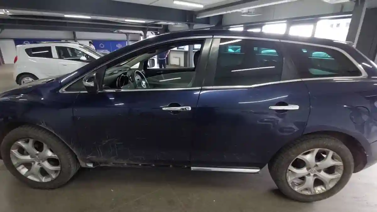 Mazda CX-7 2011 года за 7 000 000 тг. в Астана