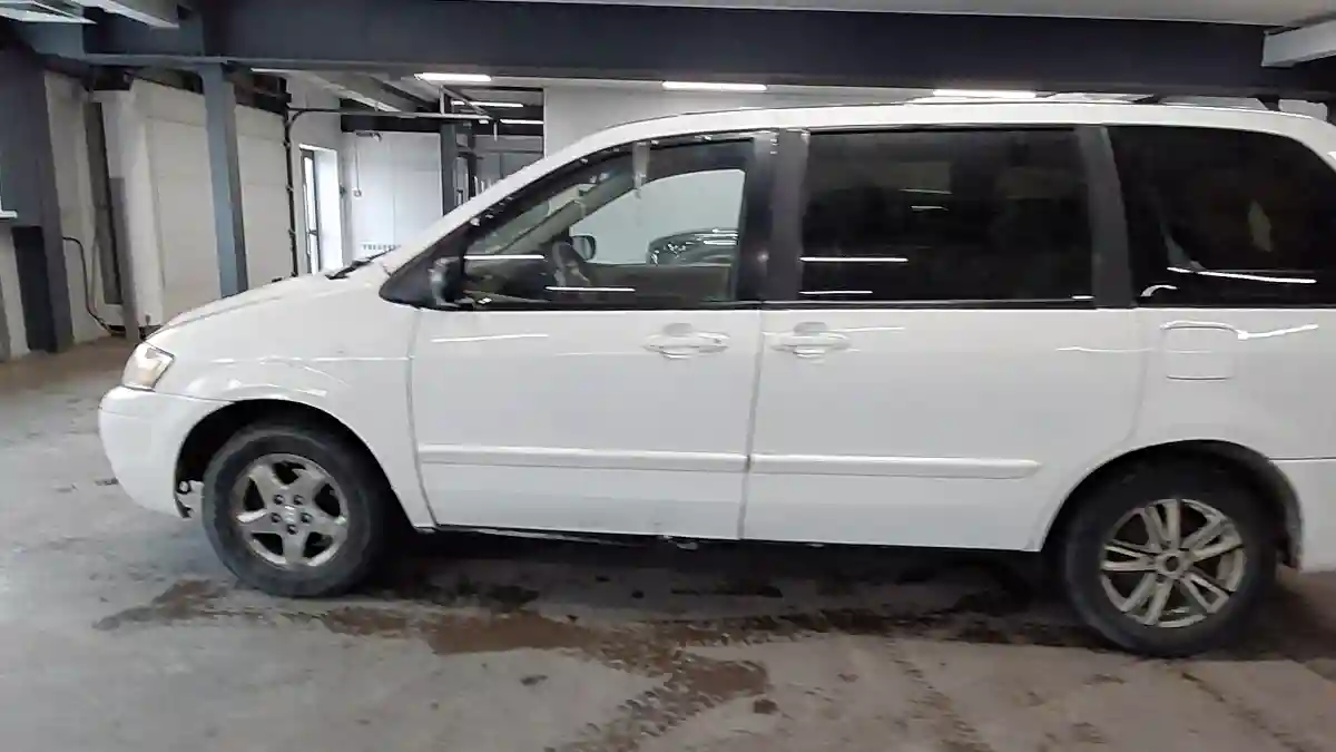 Mazda MPV 2000 года за 3 000 000 тг. в Астана
