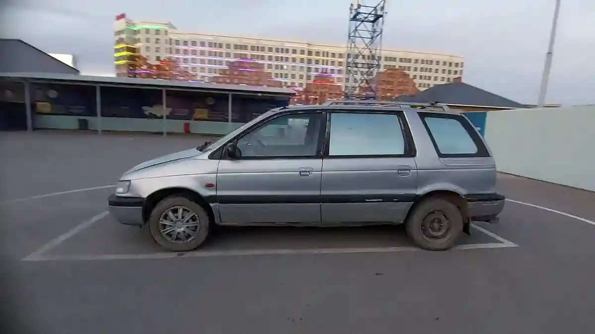 Mitsubishi Space Wagon 1992 года за 500 000 тг. в Шымкент