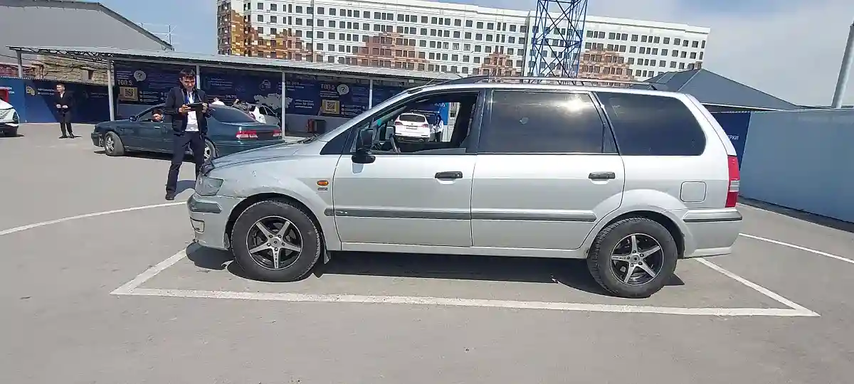 Mitsubishi Space Wagon 1999 года за 2 000 000 тг. в Шымкент