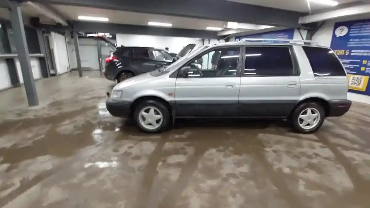 Mitsubishi Space Wagon 1993 года за 1 500 000 тг. в Астана