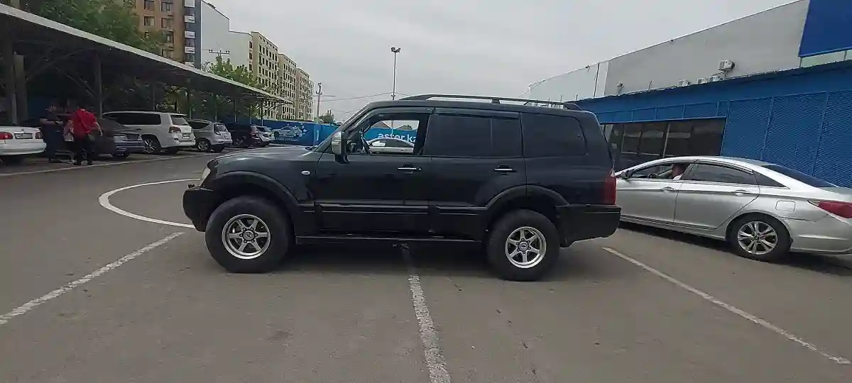 Mitsubishi Pajero 2003 года за 3 000 000 тг. в Алматы