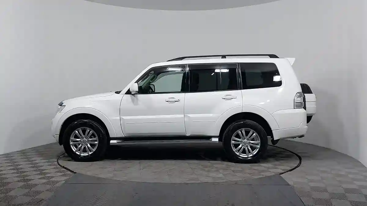 Mitsubishi Pajero 2012 года за 10 990 000 тг. в Астана