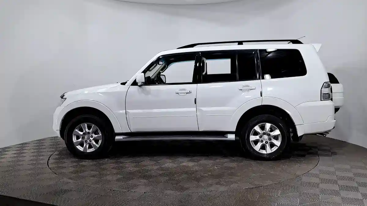 Mitsubishi Pajero 2012 года за 9 290 000 тг. в Астана