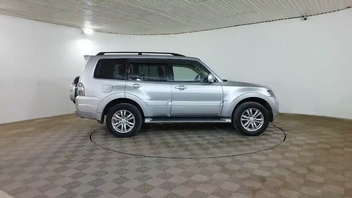 Mitsubishi Pajero 2013 года за 11 590 000 тг. в Шымкент