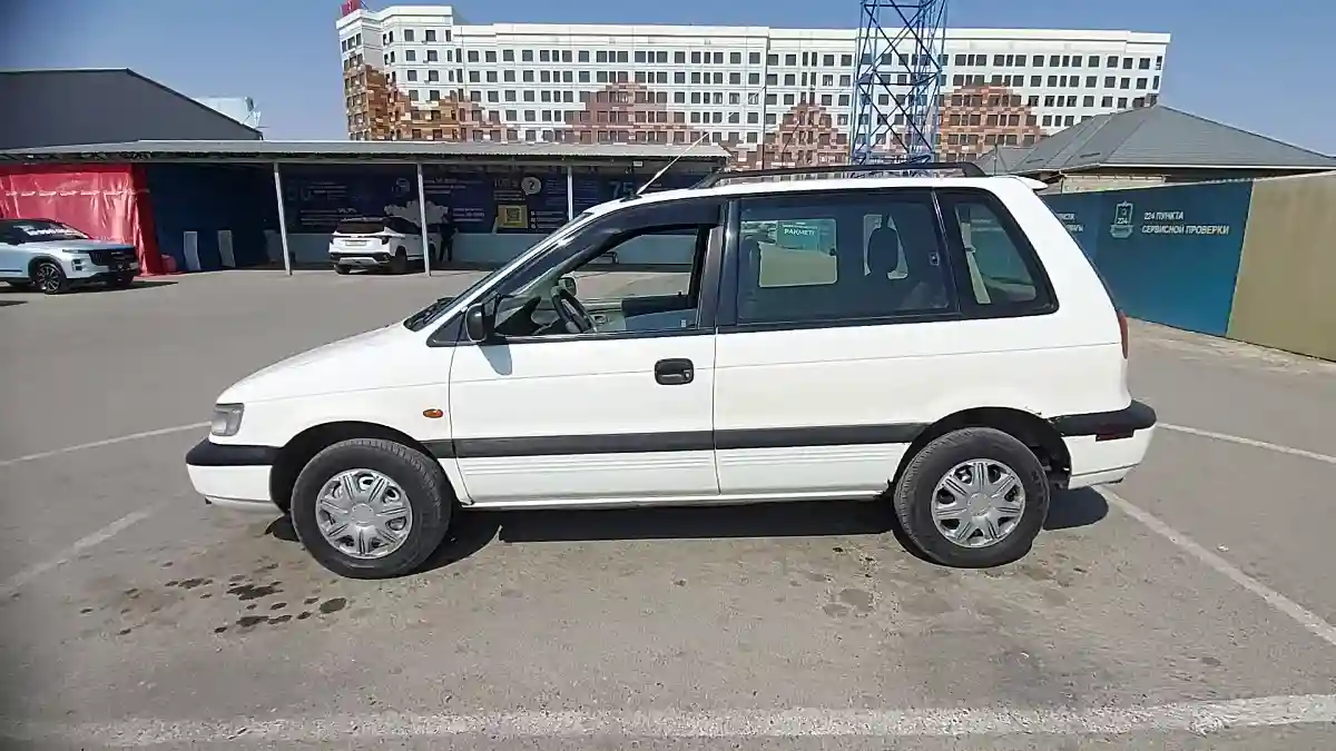 Mitsubishi Space Runner 1994 года за 1 800 000 тг. в Шымкент