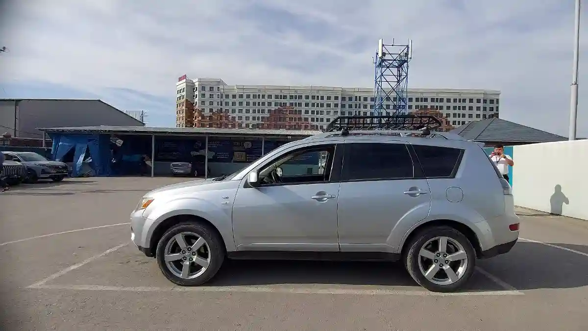 Mitsubishi Outlander 2009 года за 7 000 000 тг. в Шымкент