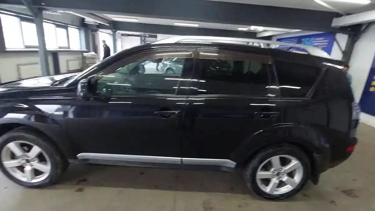 Mitsubishi Outlander 2008 года за 7 000 000 тг. в Астана