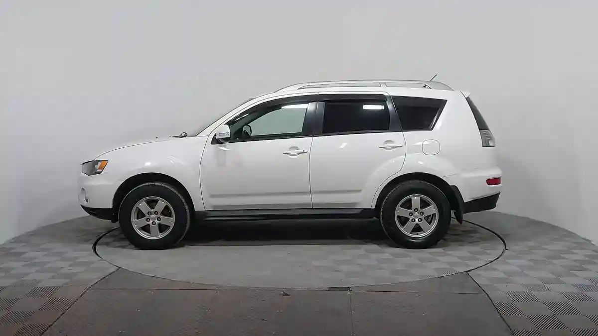 Mitsubishi Outlander 2010 года за 5 590 000 тг. в Астана