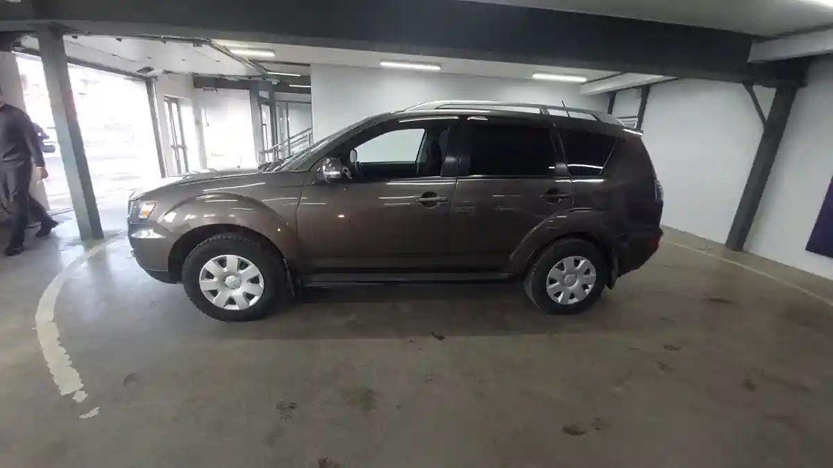 Mitsubishi Outlander 2010 года за 5 200 000 тг. в Астана