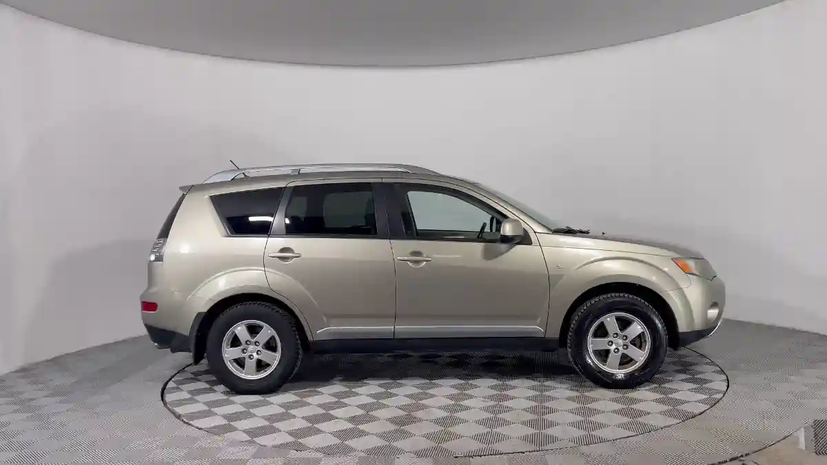 Mitsubishi Outlander 2008 года за 5 999 500 тг. в Караганда