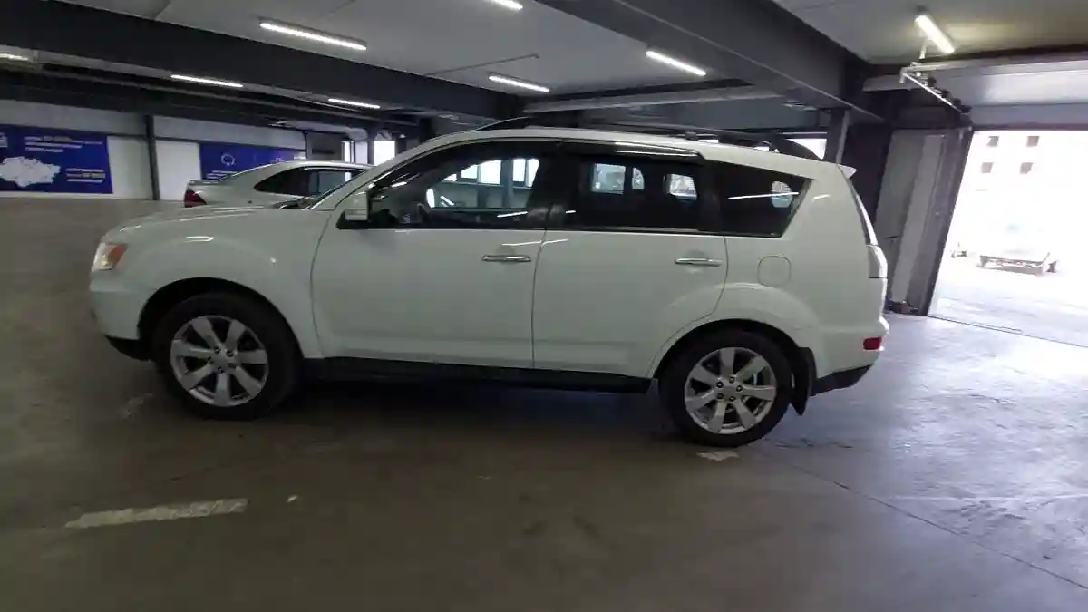 Mitsubishi Outlander 2011 года за 7 000 000 тг. в Астана