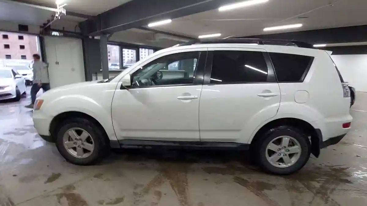 Mitsubishi Outlander 2011 года за 6 900 000 тг. в Астана