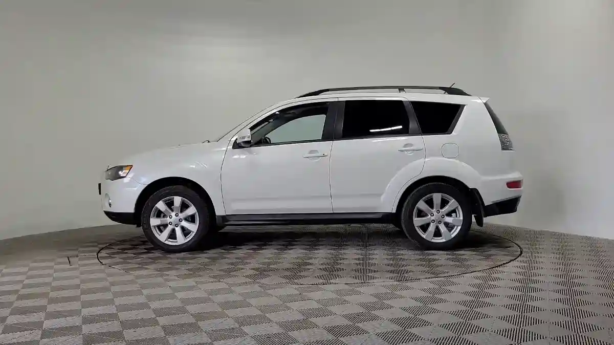 Mitsubishi Outlander 2012 года за 6 800 000 тг. в Алматы