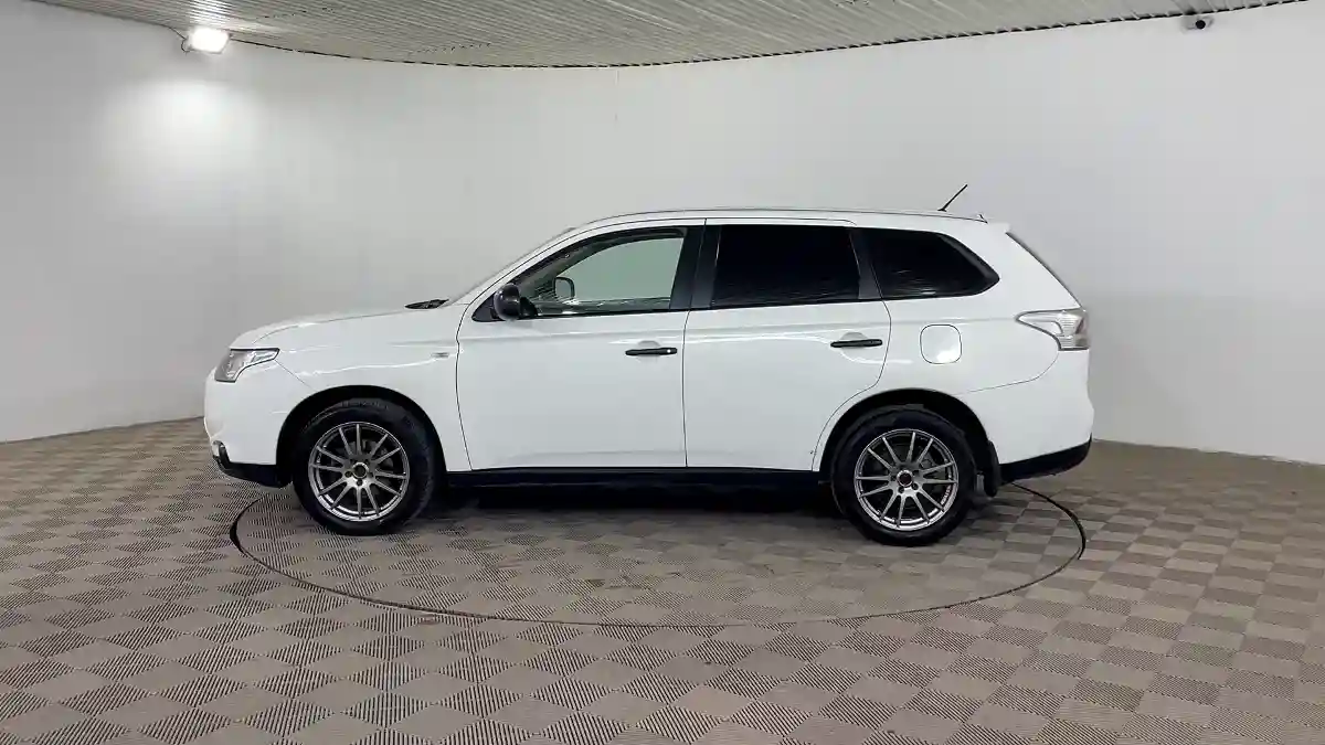 Mitsubishi Outlander 2012 года за 7 690 000 тг. в Шымкент