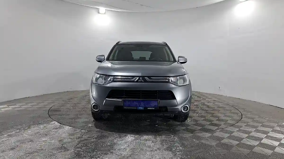 Mitsubishi Outlander 2013 года за 6 990 000 тг. в Павлодар