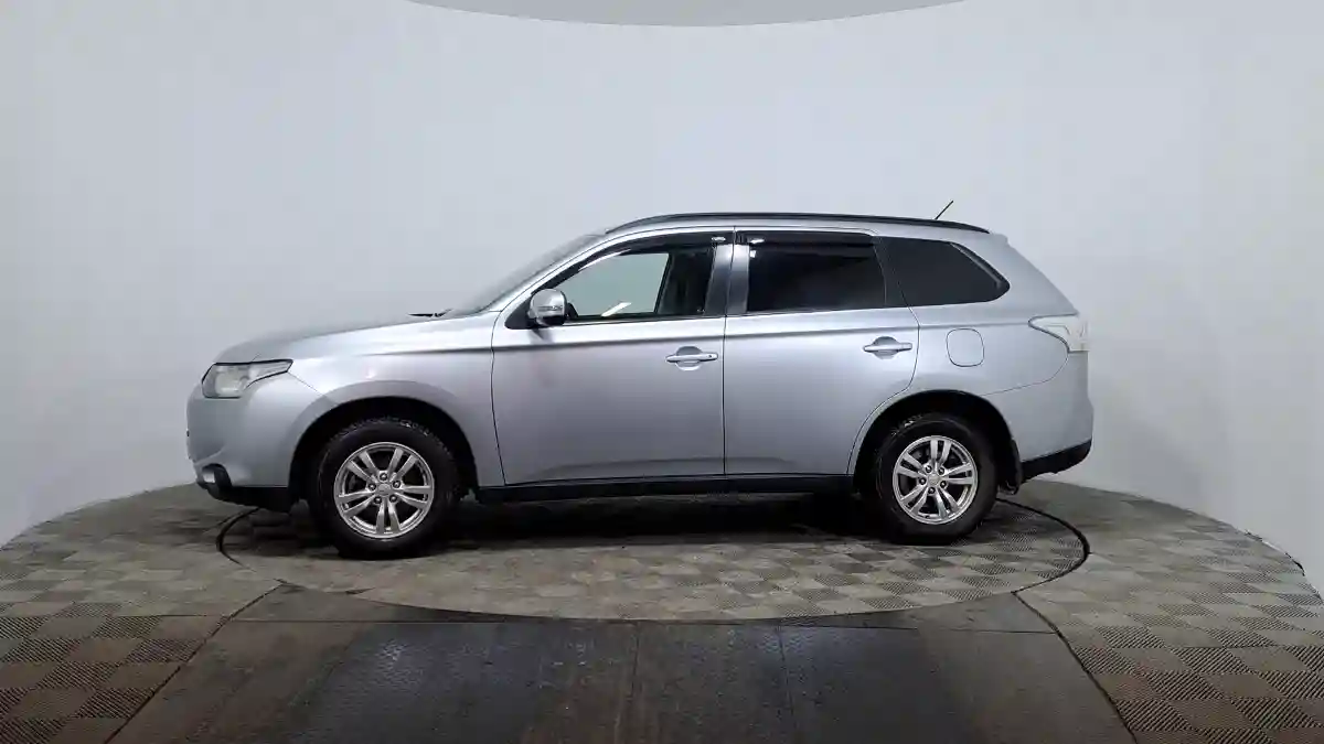Mitsubishi Outlander 2013 года за 6 200 000 тг. в Астана