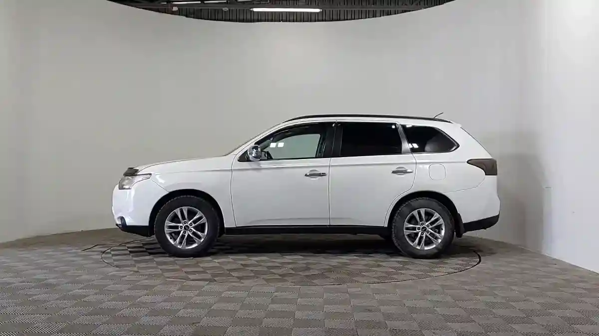 Mitsubishi Outlander 2012 года за 7 100 000 тг. в Алматы