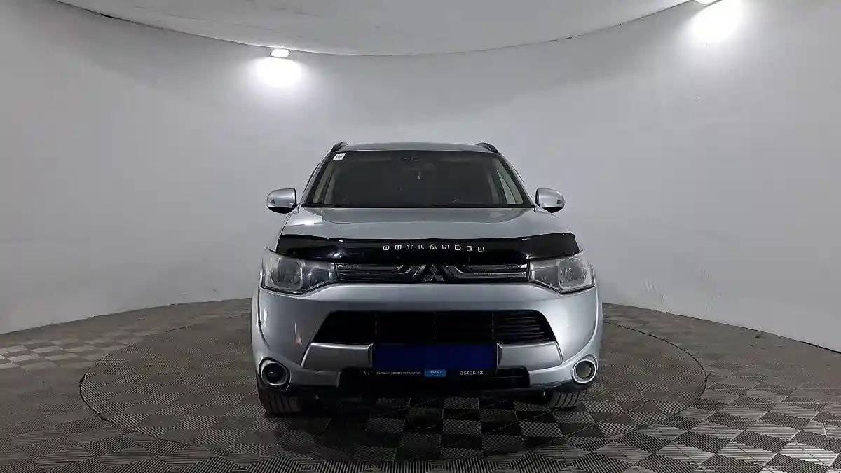 Mitsubishi Outlander 2012 года за 6 950 000 тг. в Павлодар