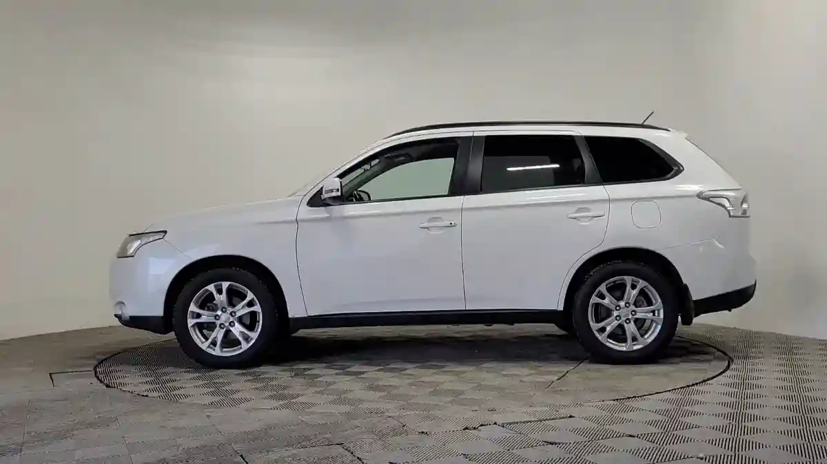 Mitsubishi Outlander 2012 года за 7 590 000 тг. в Алматы