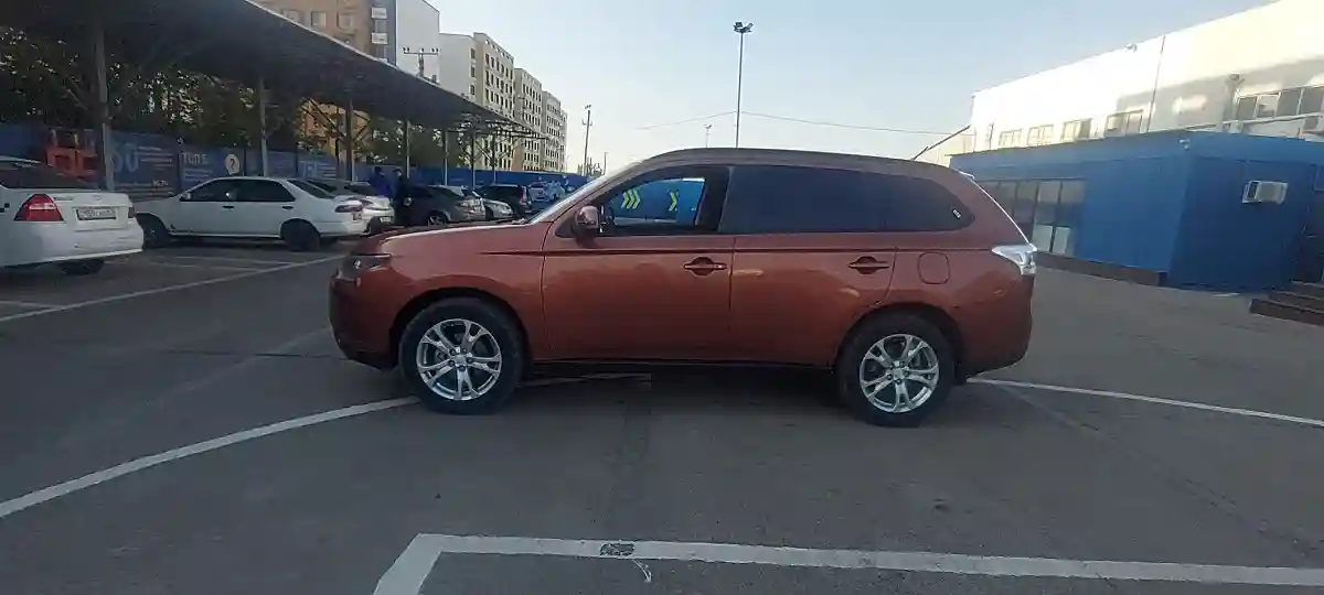 Mitsubishi Outlander 2013 года за 7 500 000 тг. в Алматы