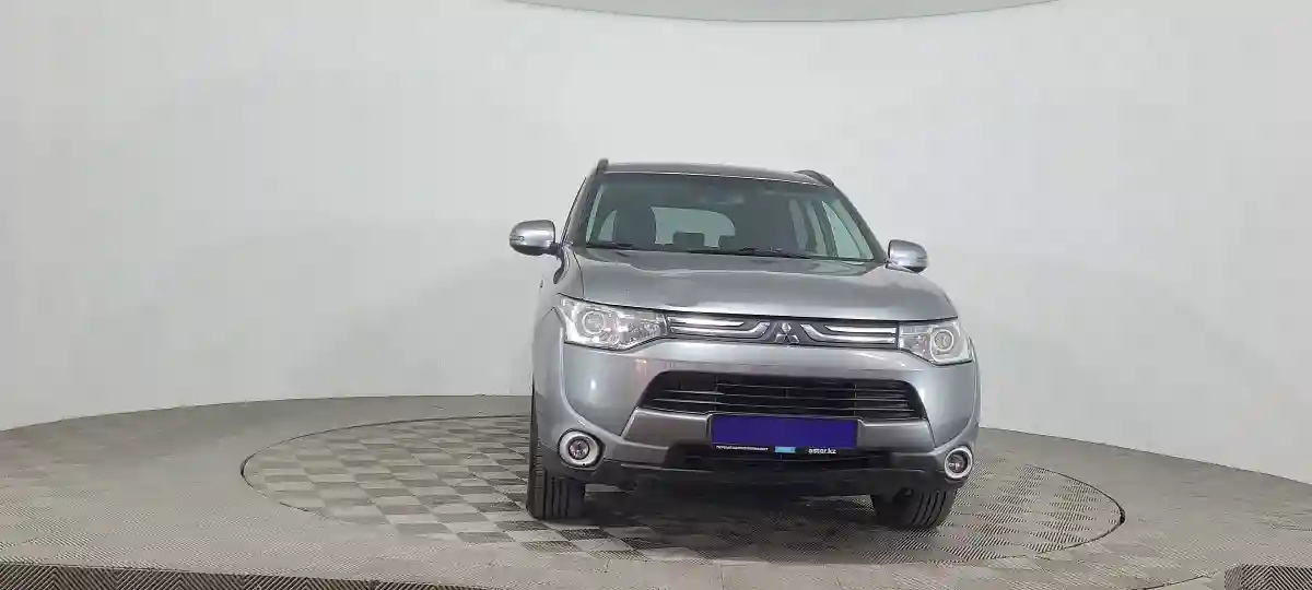 Mitsubishi Outlander 2013 года за 6 950 000 тг. в Караганда